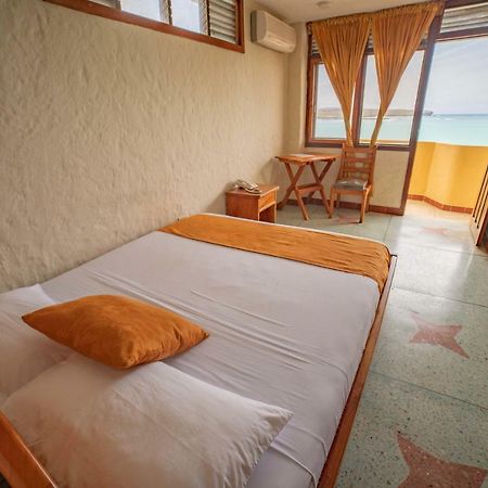 Hostal Estrella De Mar Puerto Ayora  Kültér fotó