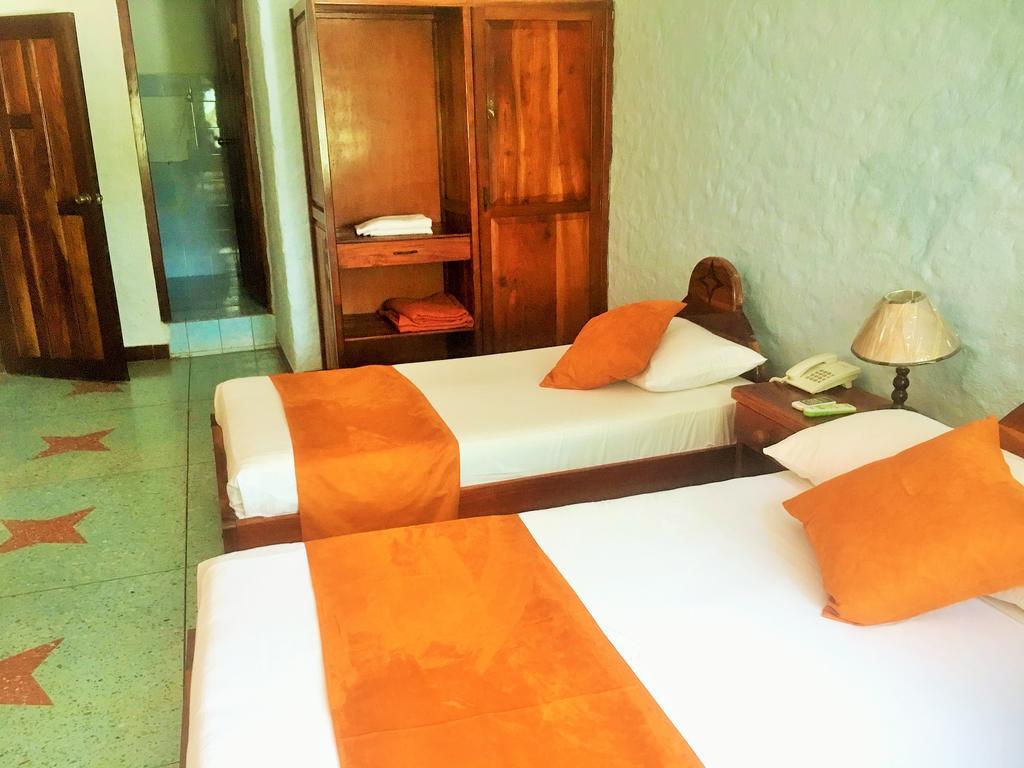 Hostal Estrella De Mar Puerto Ayora  Szoba fotó