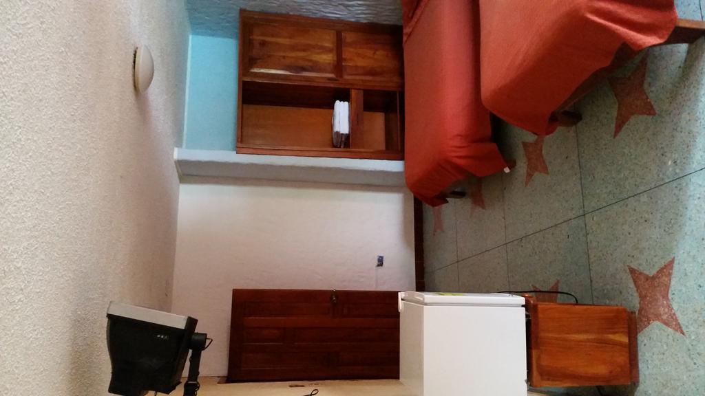 Hostal Estrella De Mar Puerto Ayora  Szoba fotó