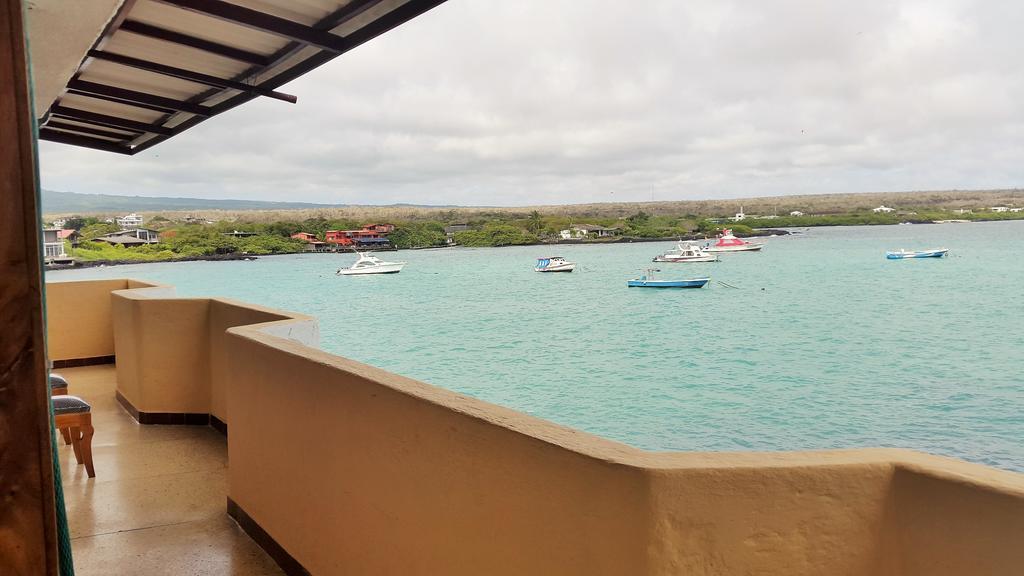 Hostal Estrella De Mar Puerto Ayora  Kültér fotó