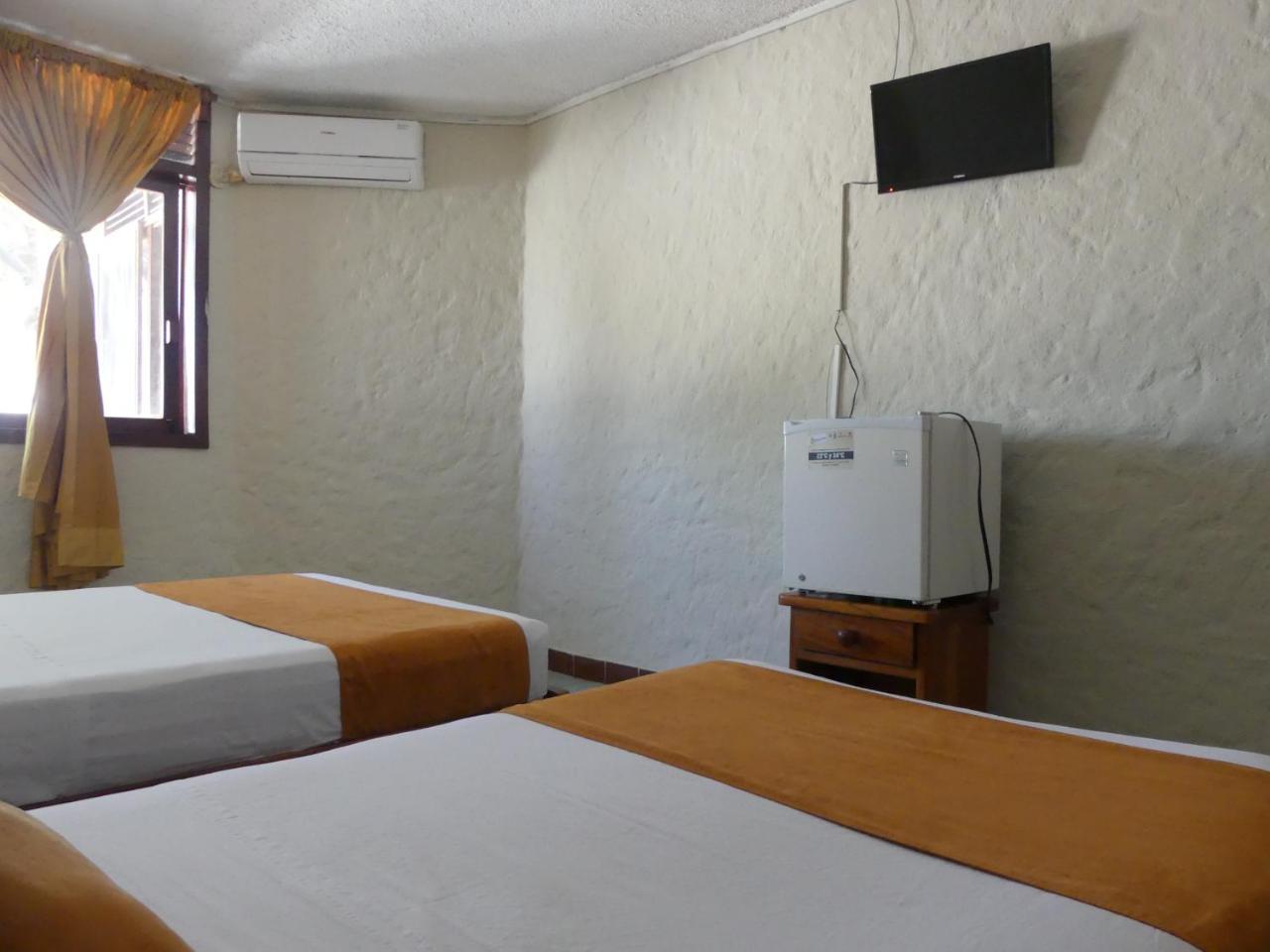 Hostal Estrella De Mar Puerto Ayora  Kültér fotó