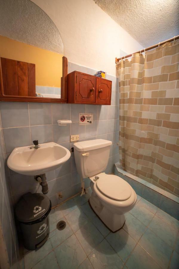 Hostal Estrella De Mar Puerto Ayora  Kültér fotó