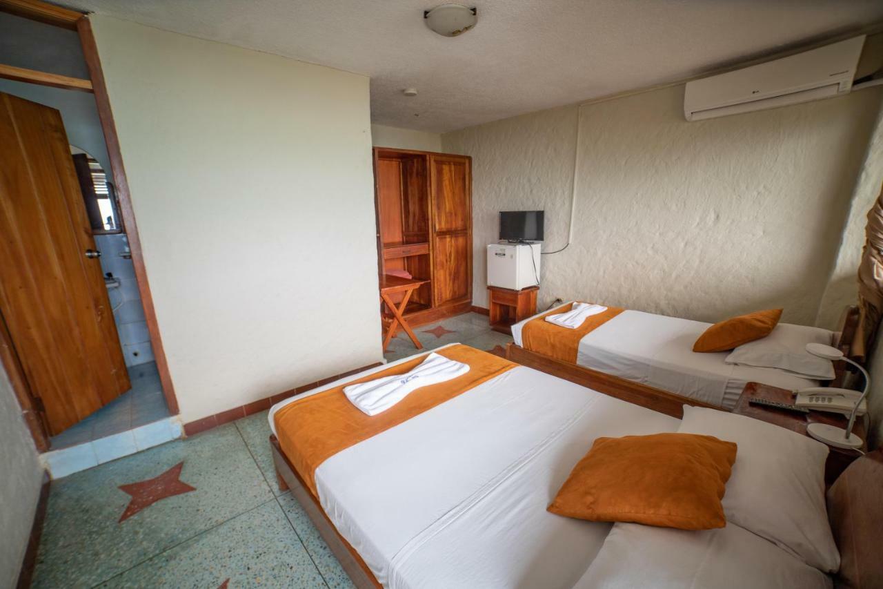 Hostal Estrella De Mar Puerto Ayora  Kültér fotó