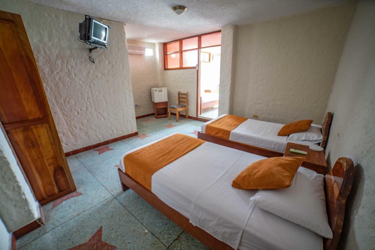 Hostal Estrella De Mar Puerto Ayora  Kültér fotó