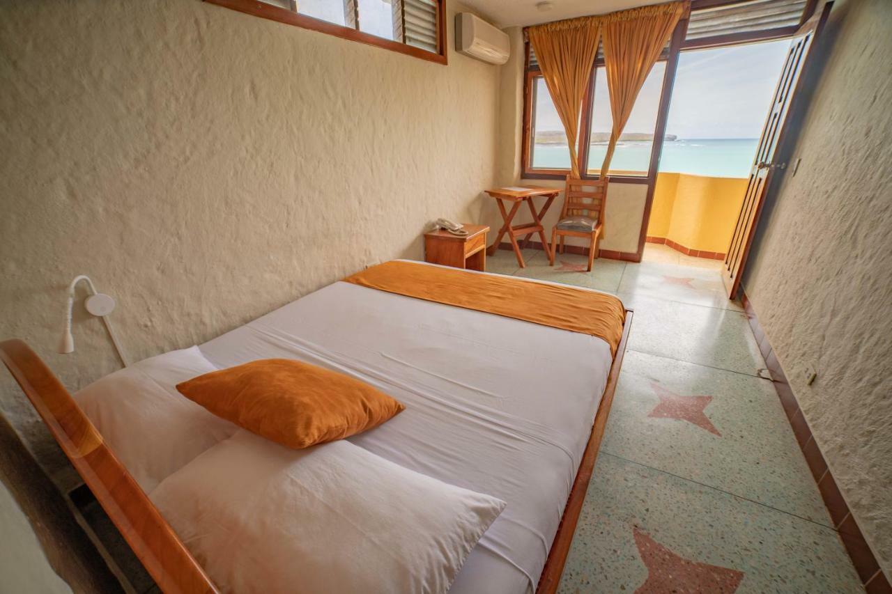 Hostal Estrella De Mar Puerto Ayora  Kültér fotó