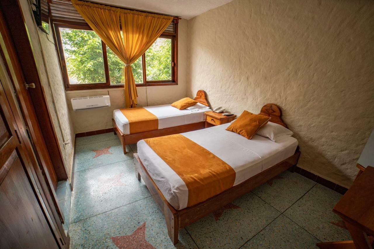 Hostal Estrella De Mar Puerto Ayora  Kültér fotó